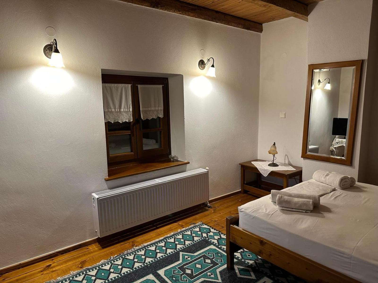Το Ανώι Apartman Paleósz Pandeleímon Kültér fotó